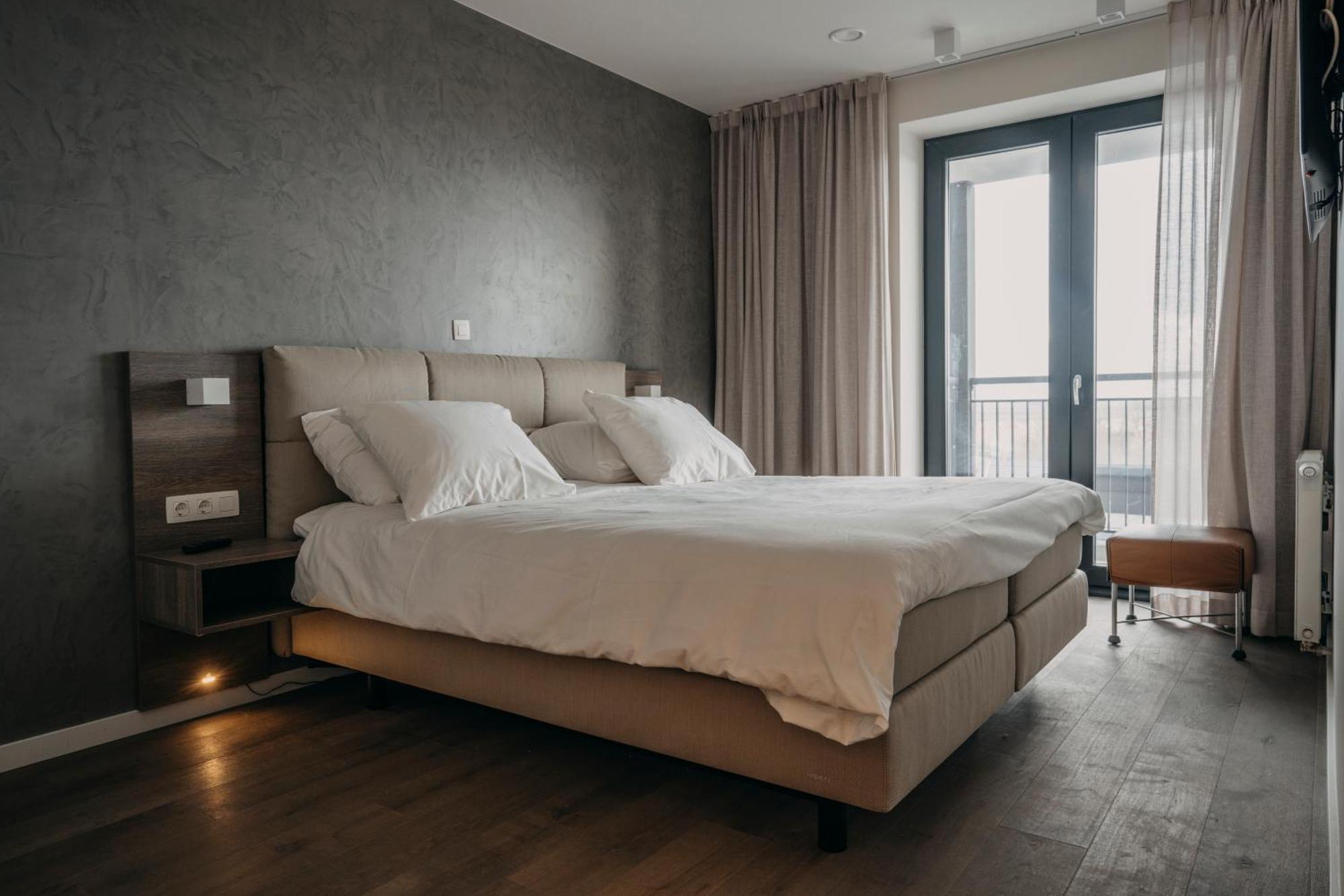 Residentie Strandhotel - Apartments With Hotel Service And Wellness 卡德赞德-班得 外观 照片